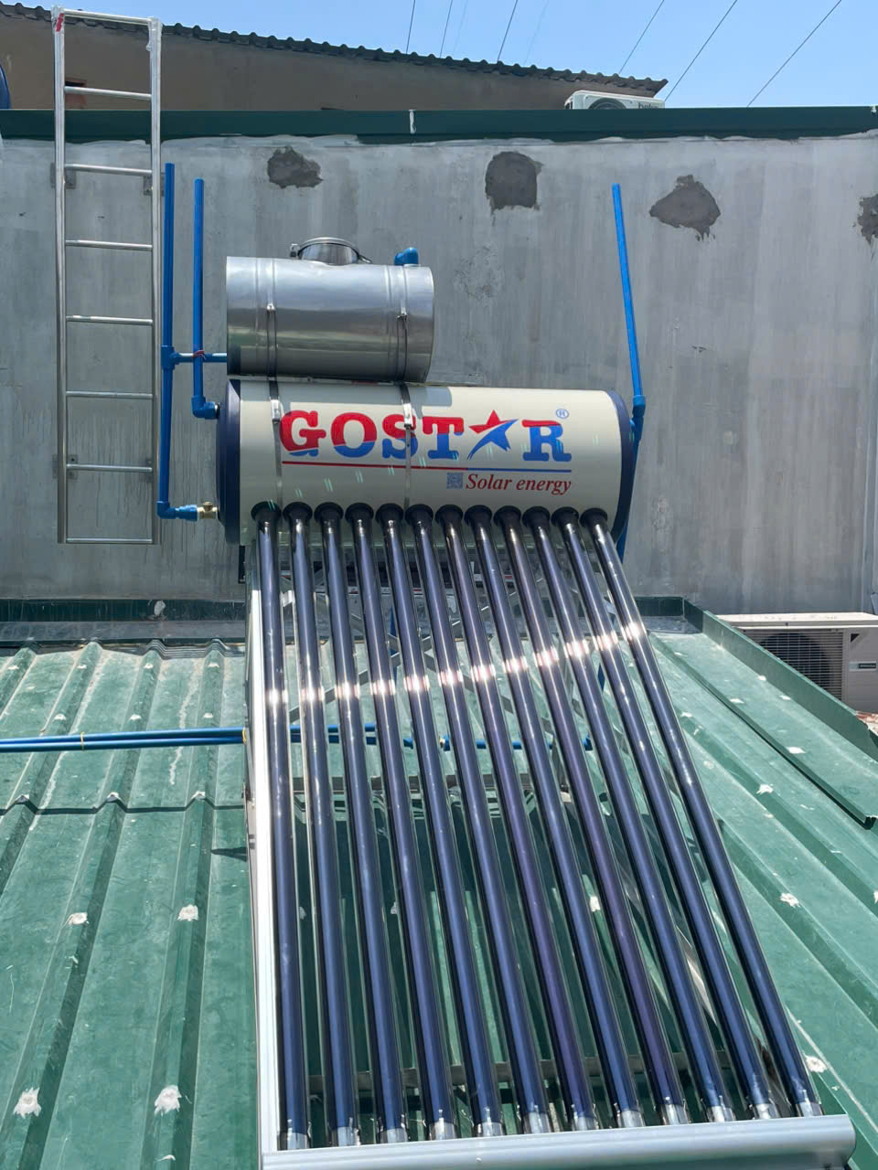 Máy nước nóng năng lượng mặt trời Gostar 130L